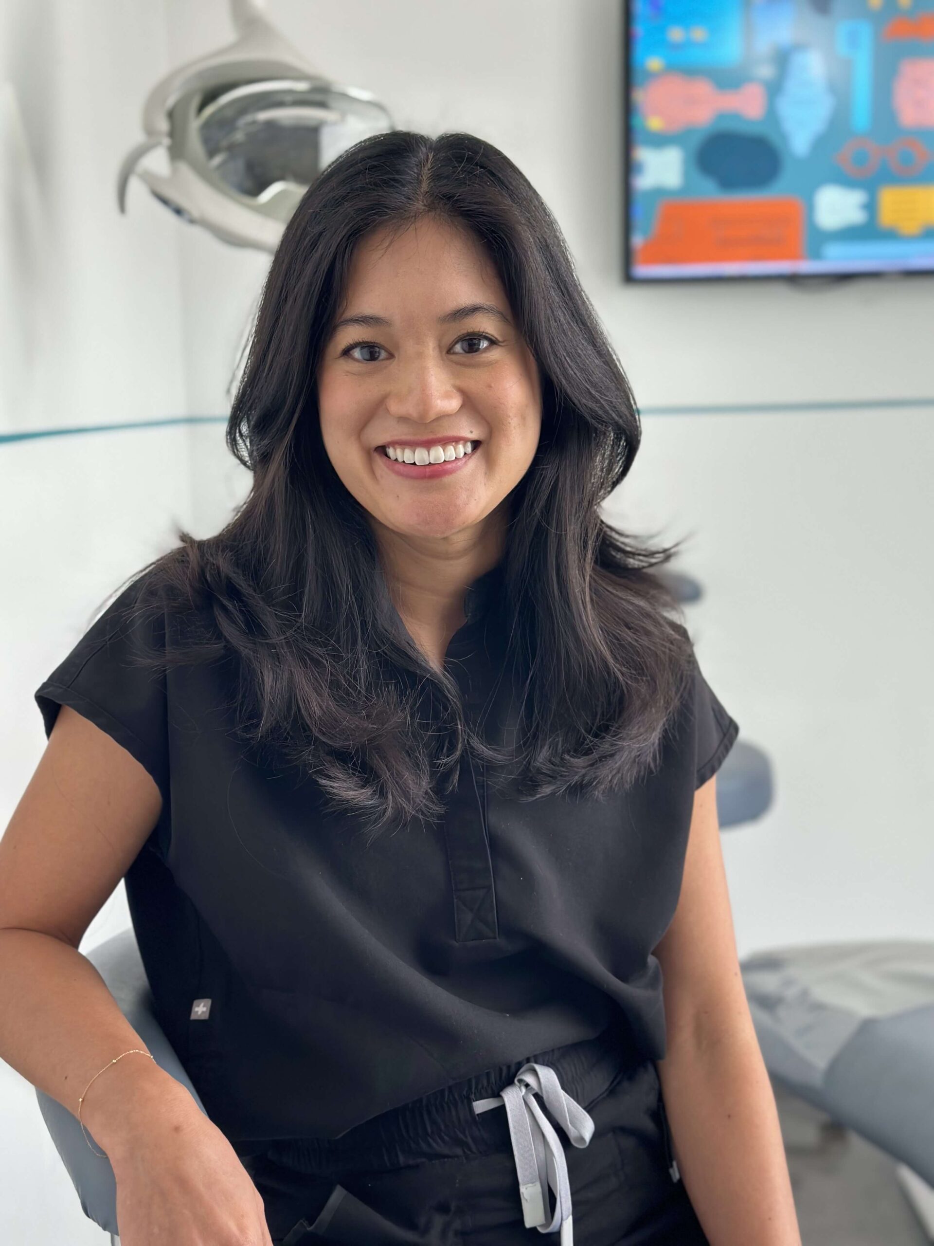 Dr. Amanda Vinh